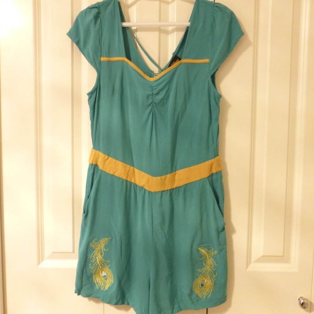 HER UNIVERSE x DISNEY ALADDIN Princess Jasmine cosplay peacock romper